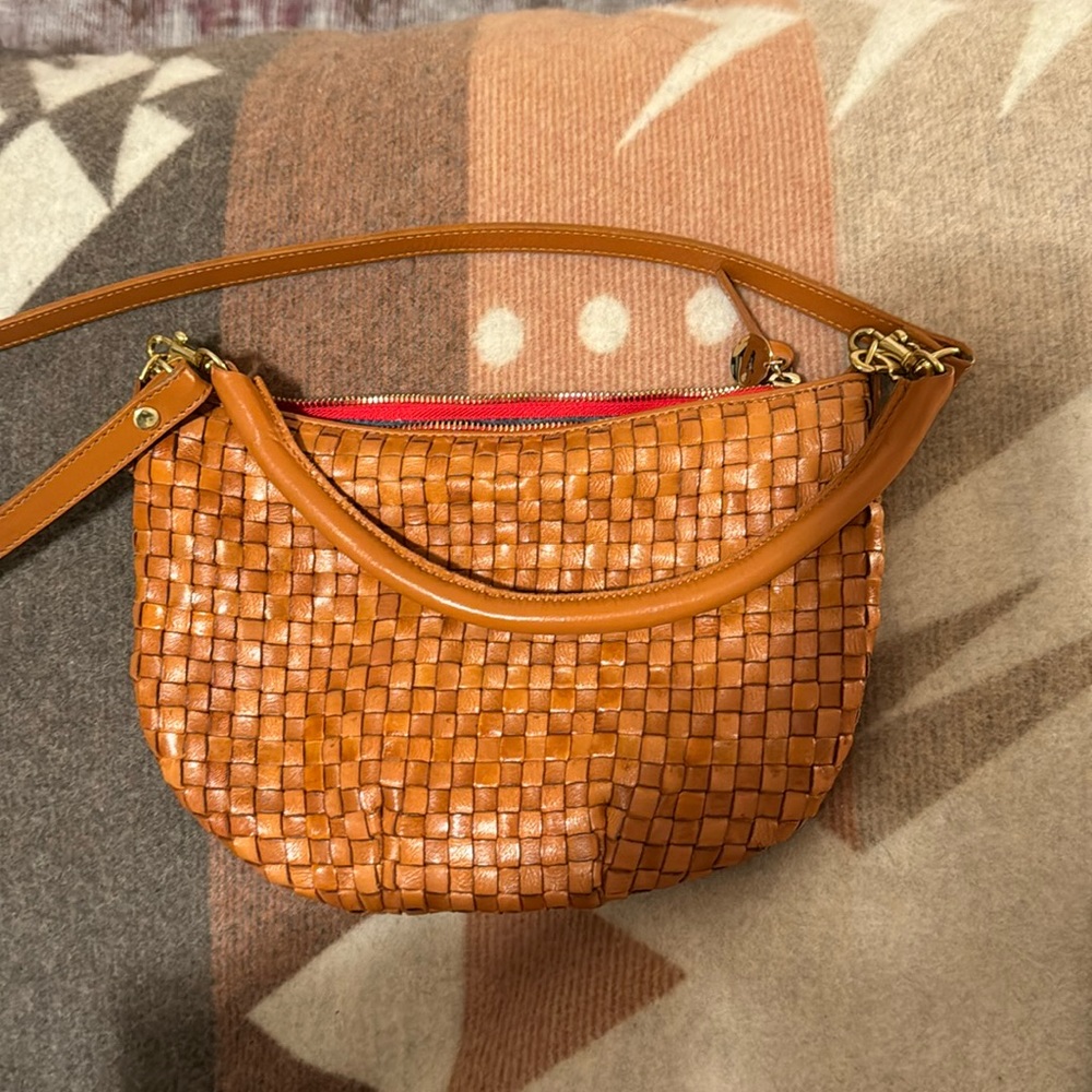 Clare V Petit Moyen color tan bag